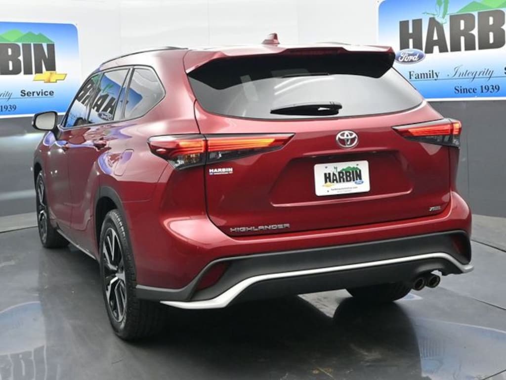 Used 2022 Toyota Highlander XSE SUV