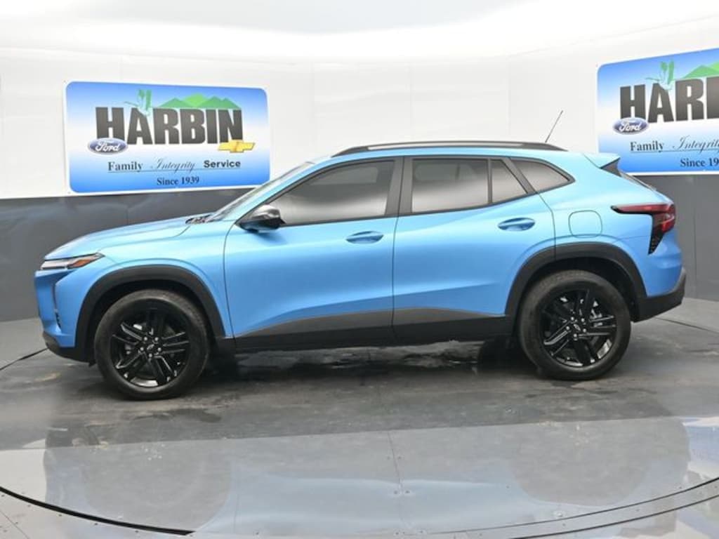 Used 2025 Chevrolet Trax Activ SUV