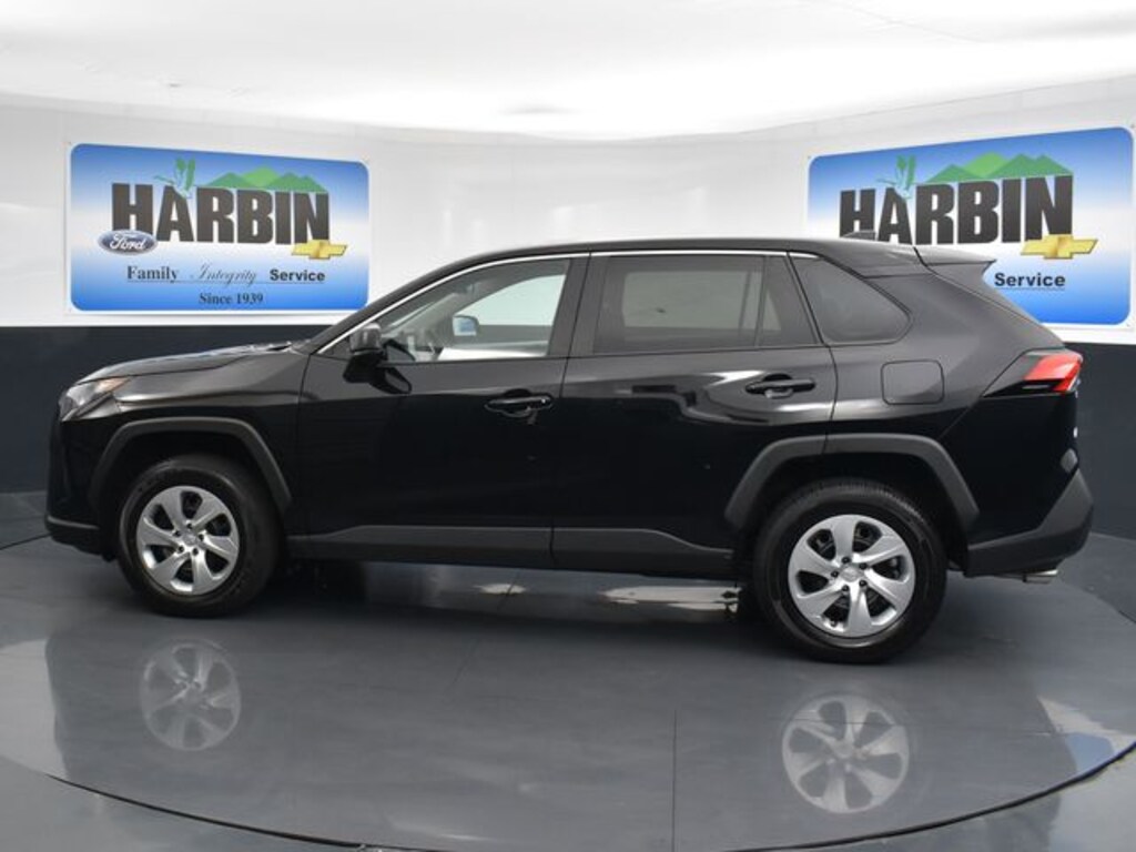 Used 2022 Toyota RAV4 LE SUV