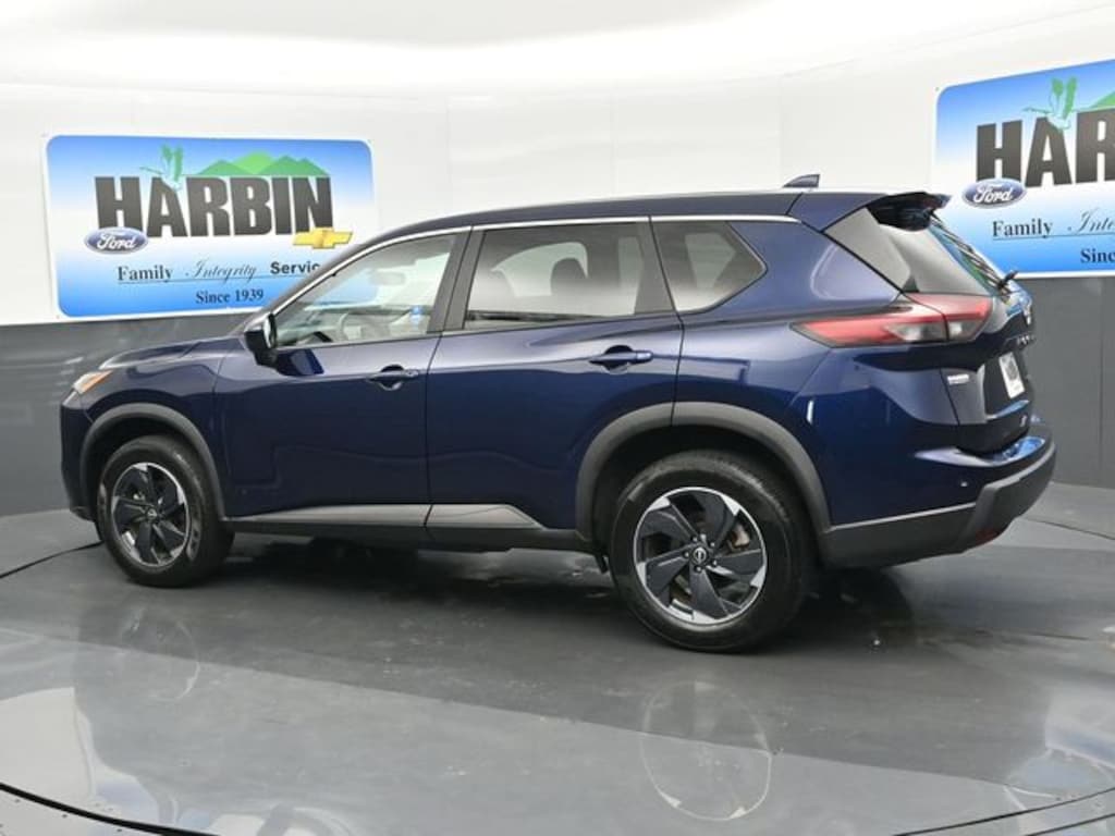 Used 2024 Nissan Rogue SV SUV