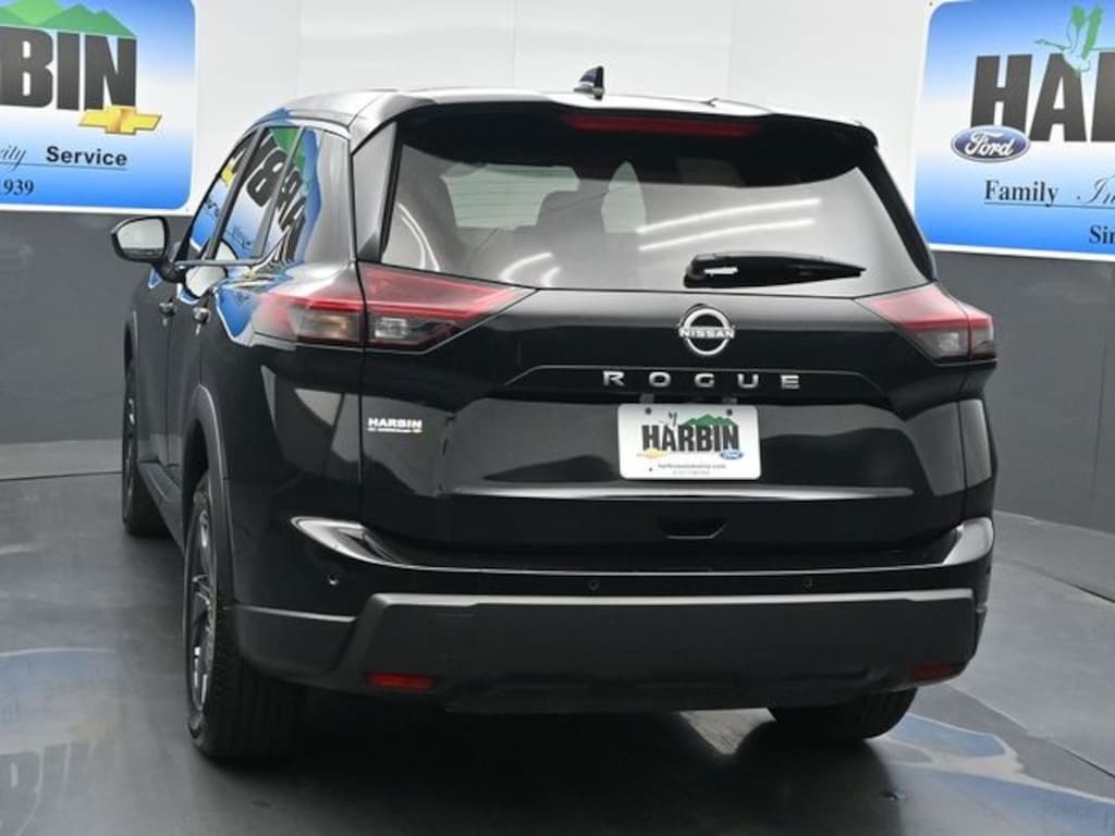 Used 2025 Nissan Rogue SV SUV