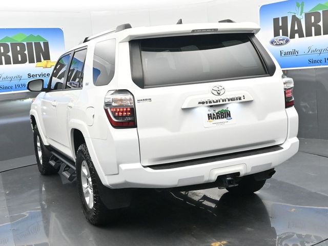 2024 Toyota 4Runner SR5 Premium photo 4