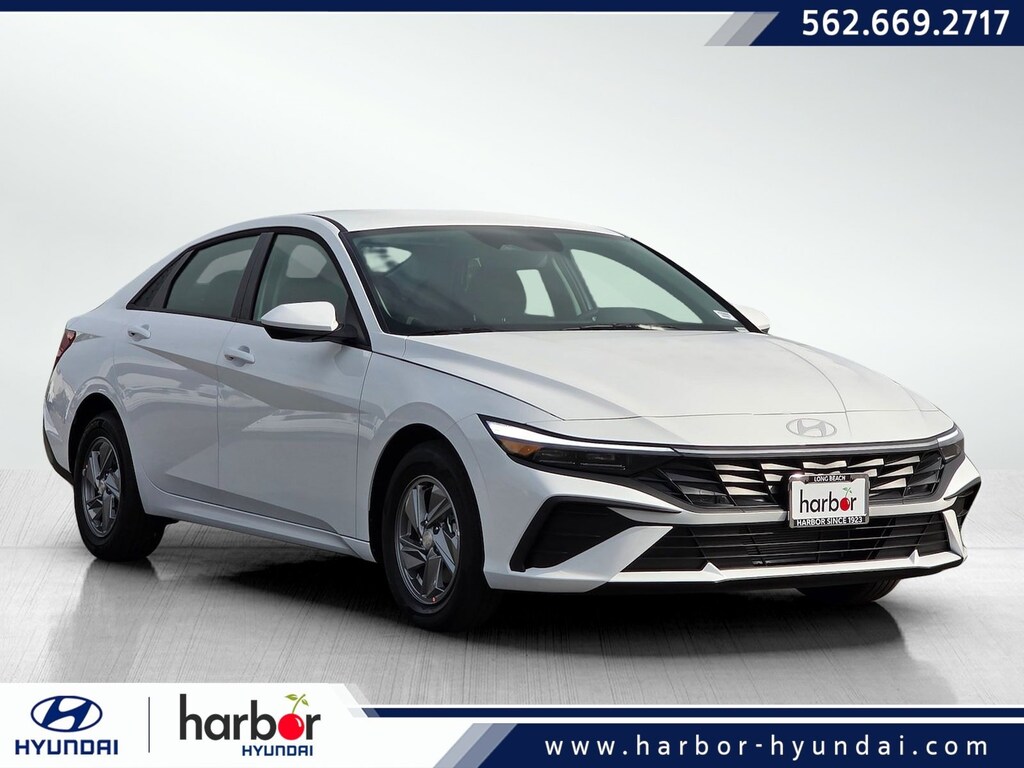 New 2026 Hyundai Elantra SE 4dr Car