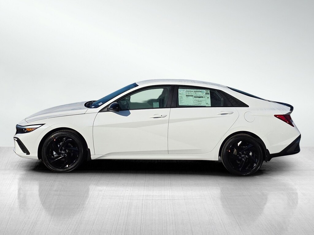 New 2026 Hyundai Elantra SEL Sport 4dr Car