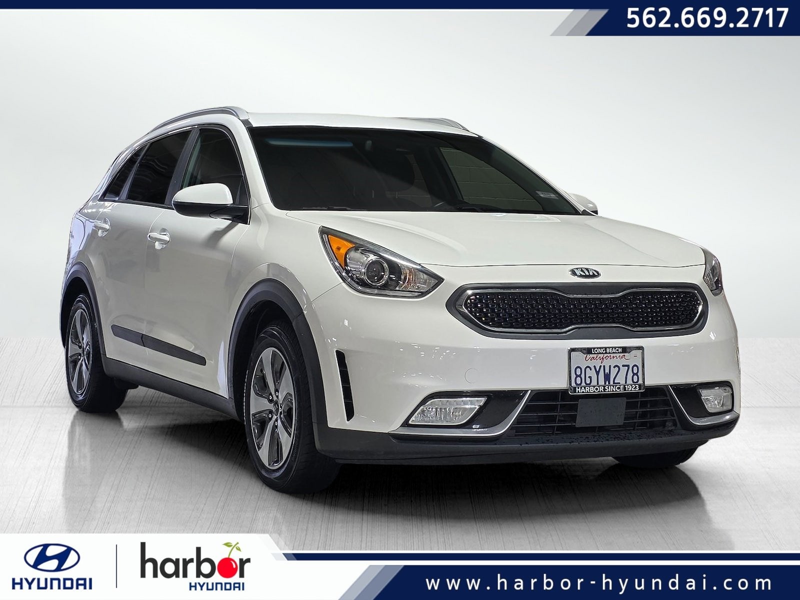 2018 Kia Niro LX's photo