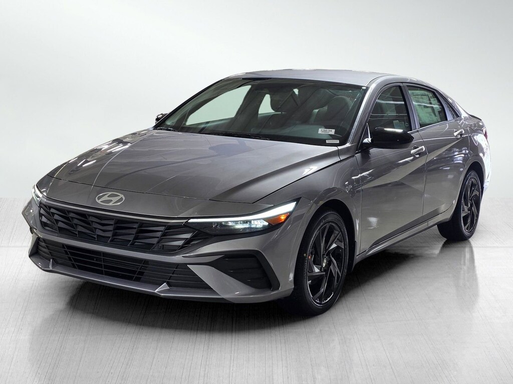 New 2026 Hyundai Elantra SEL Sport 4dr Car
