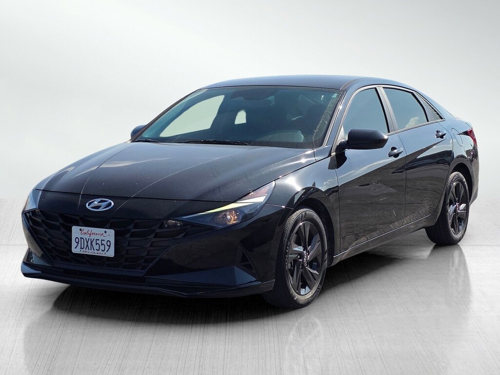 Used 2023 Hyundai Elantra SEL Sedan