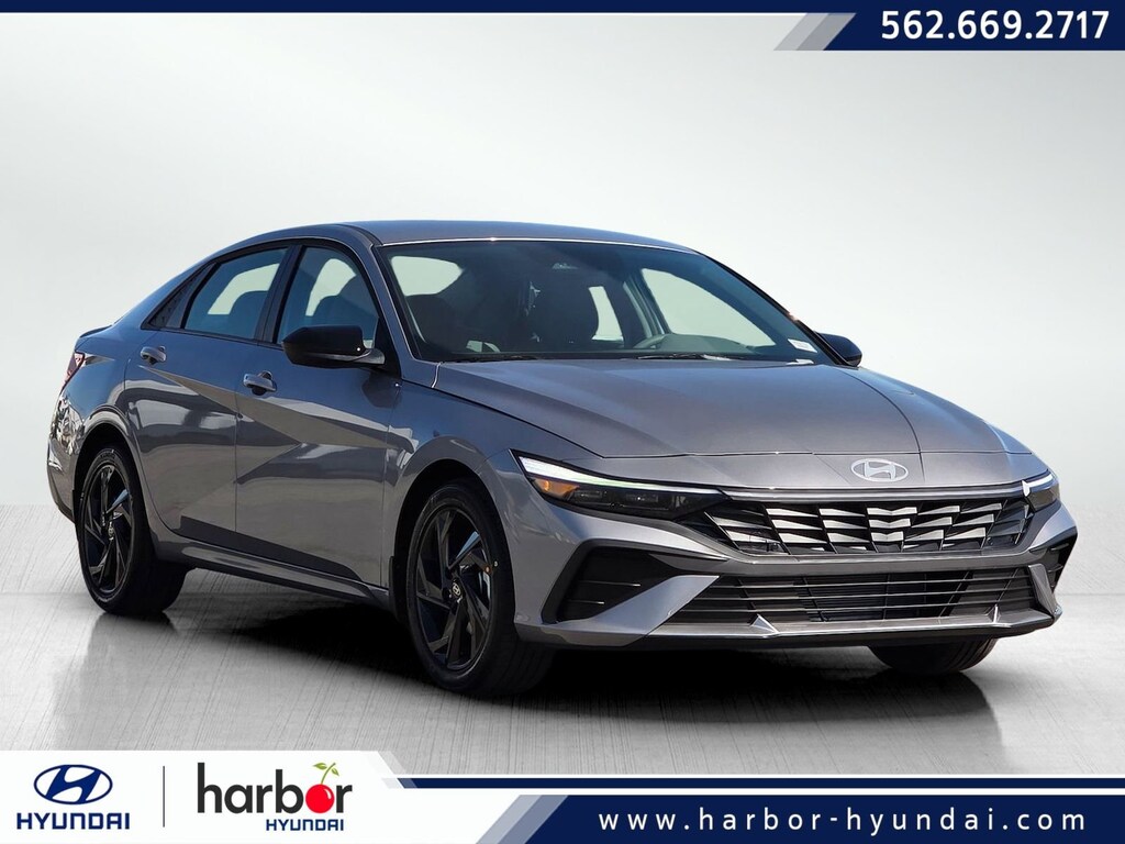 New 2026 Hyundai Elantra SEL Sport 4dr Car