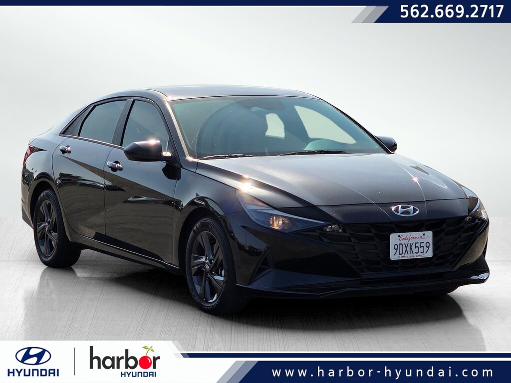 Used 2023 Hyundai Elantra SEL Sedan