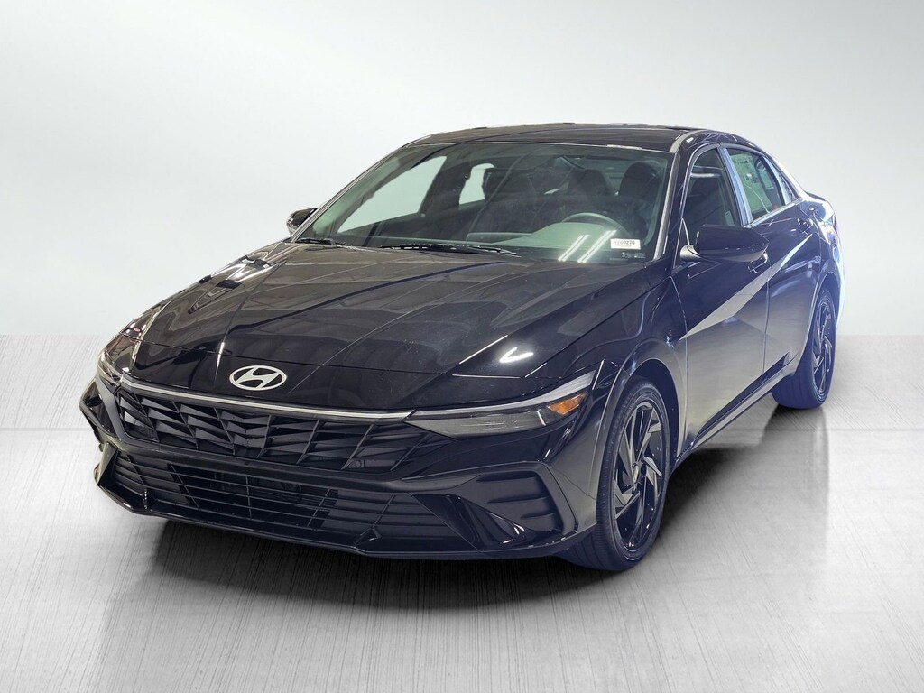 New 2026 Hyundai Elantra Hybrid SEL Sport 4dr Car