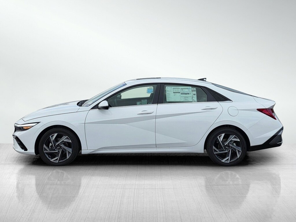 New 2025 Hyundai Elantra Hybrid Limited 4dr Car