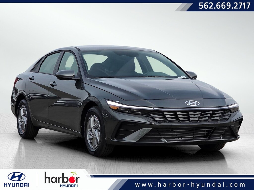 New 2026 Hyundai Elantra SE 4dr Car