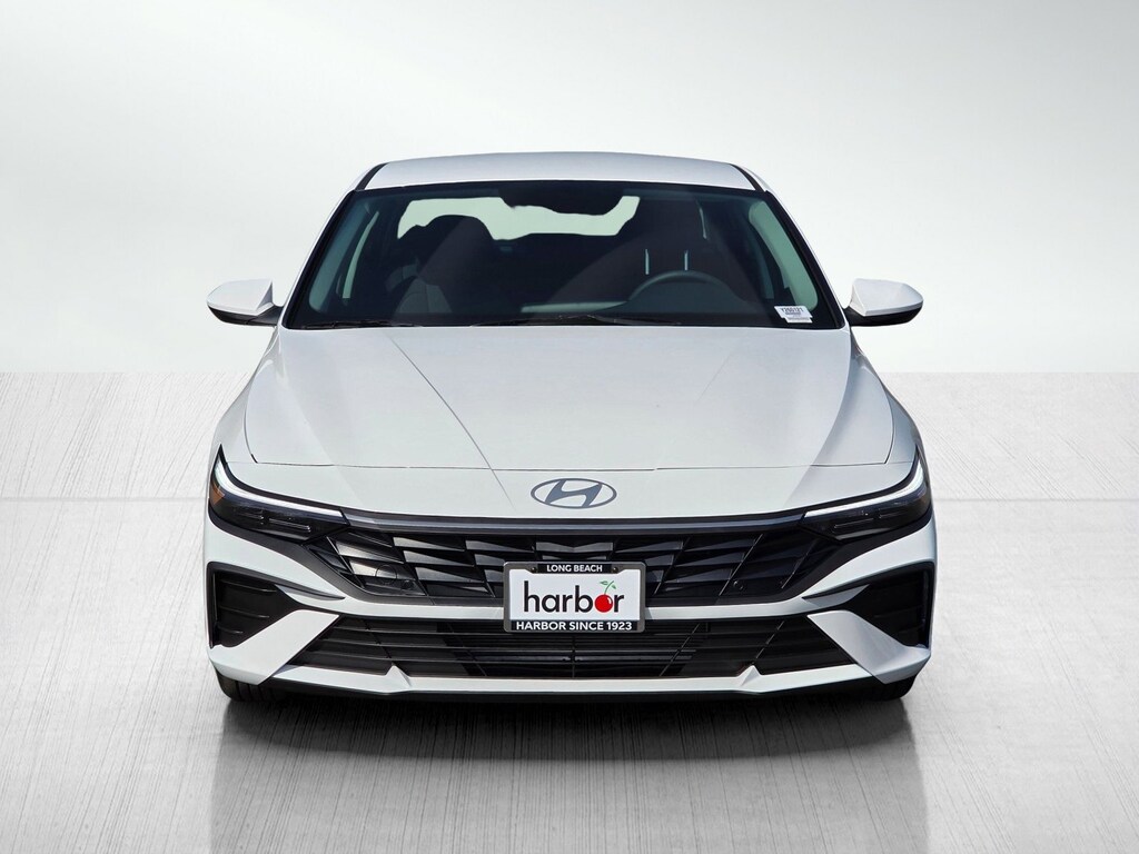 New 2026 Hyundai Elantra SE 4dr Car