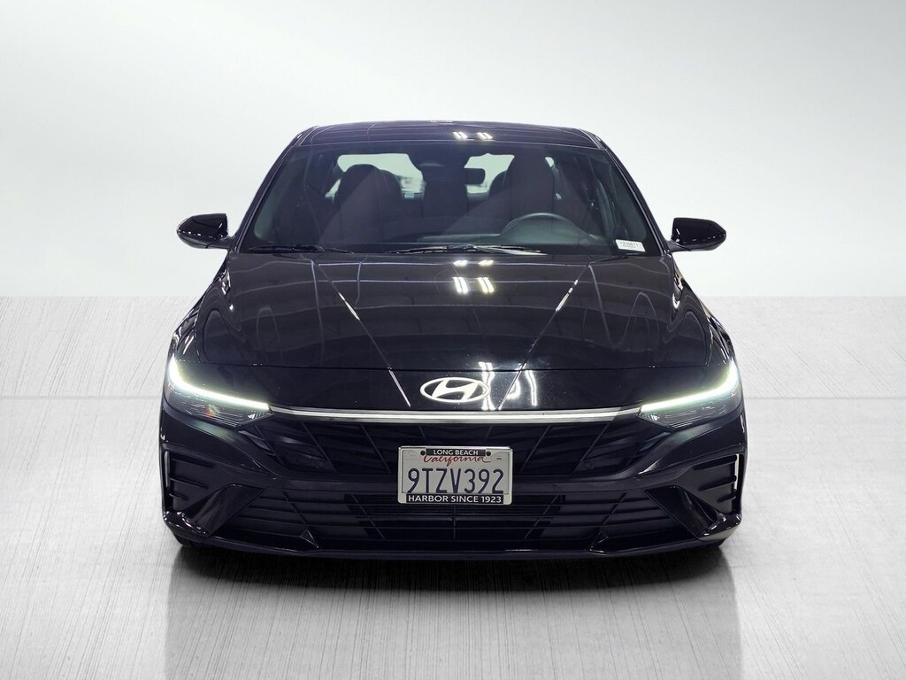 Certified 2025 Hyundai Elantra SEL Sport Sedan