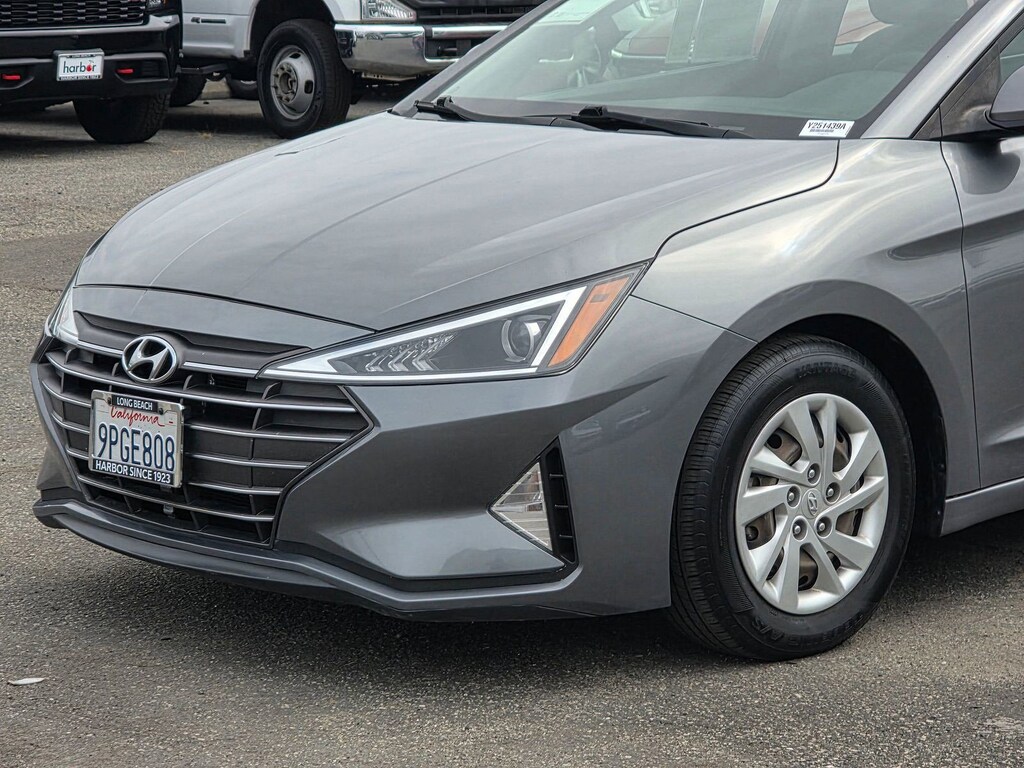 Used 2019 Hyundai Elantra SE Sedan