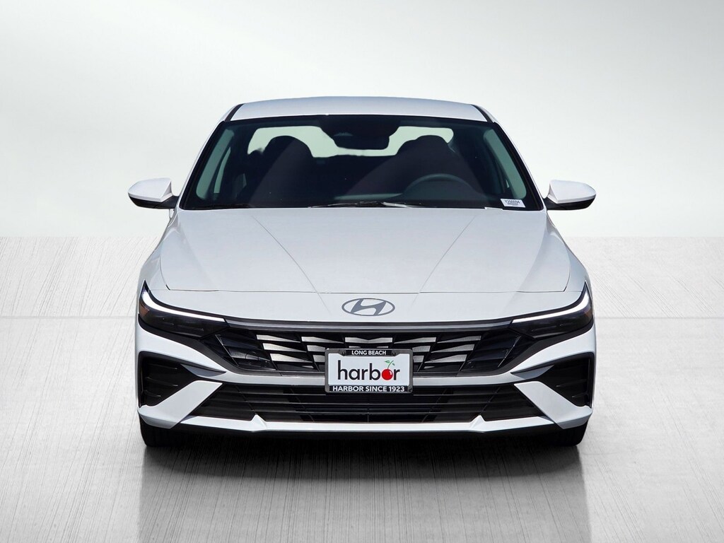 New 2026 Hyundai Elantra SE 4dr Car