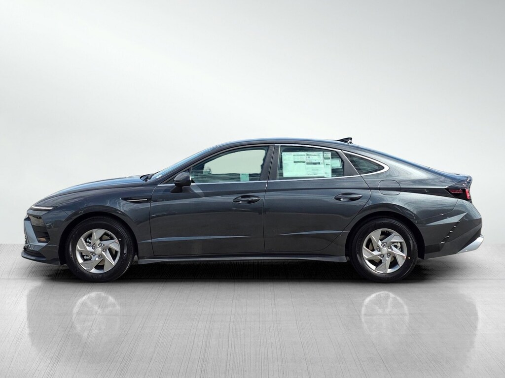 New 2026 Hyundai Sonata SE 4dr Car