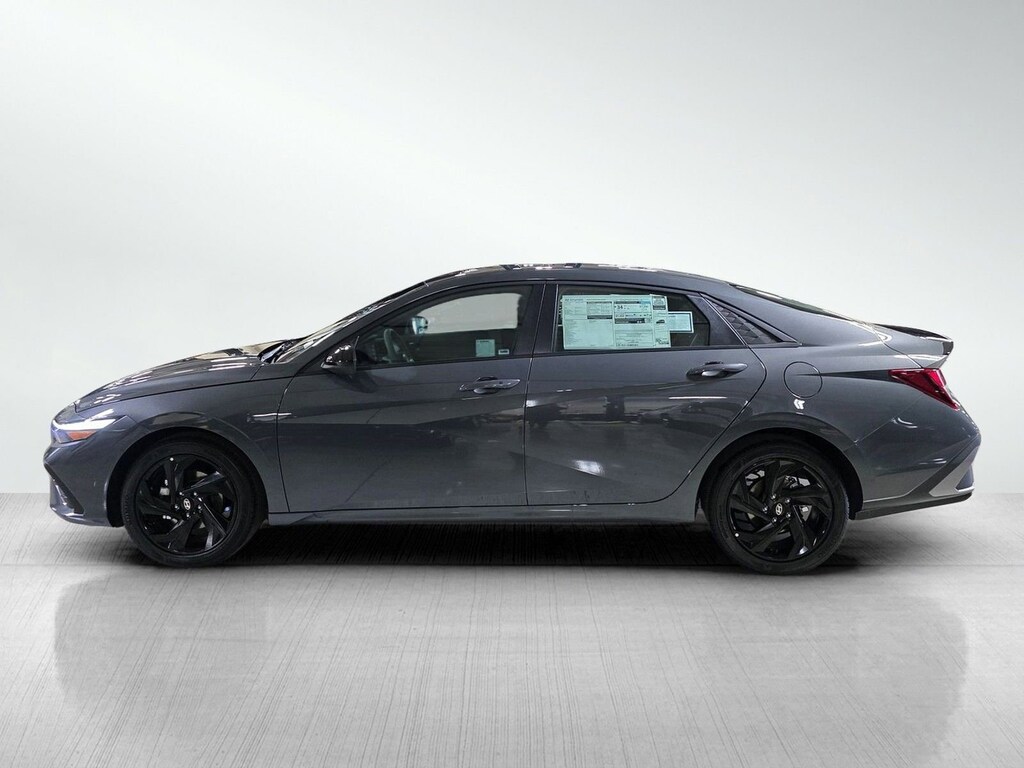 New 2026 Hyundai Elantra SEL Sport 4dr Car