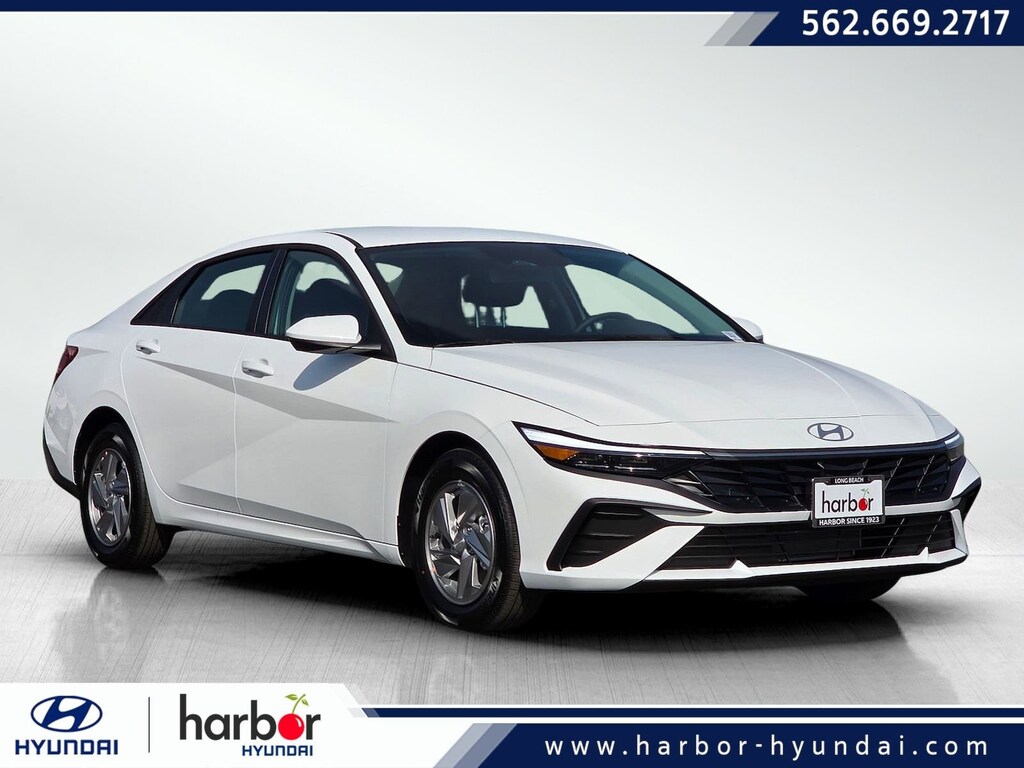 New 2026 Hyundai Elantra SE 4dr Car