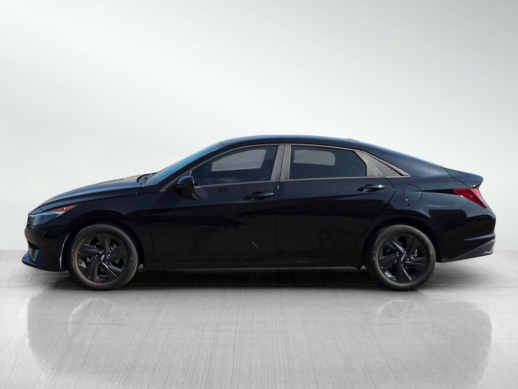 Used 2023 Hyundai Elantra SEL Sedan