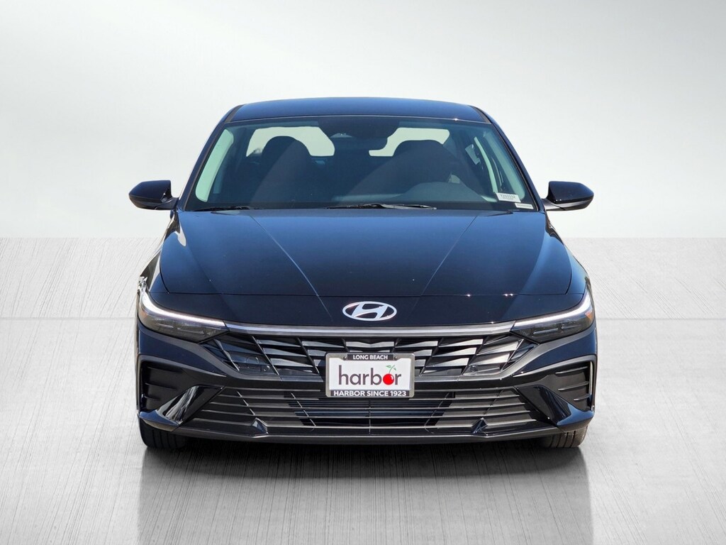 New 2026 Hyundai Elantra SE 4dr Car