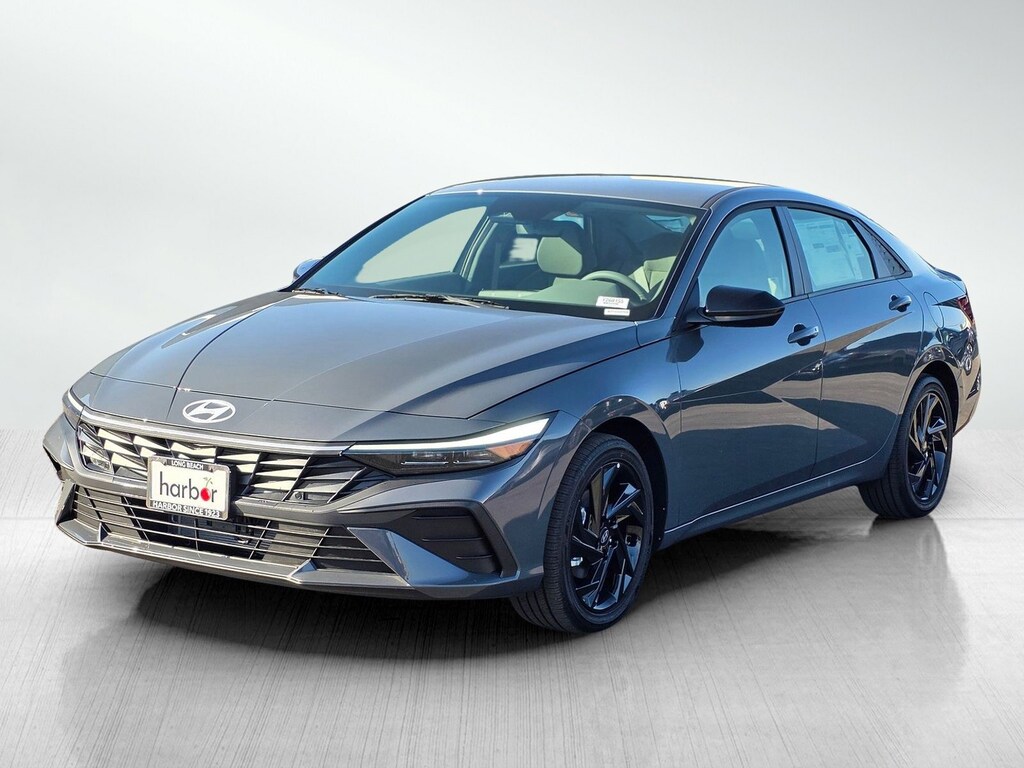 New 2026 Hyundai Elantra HEV SEL Sport 4dr Car