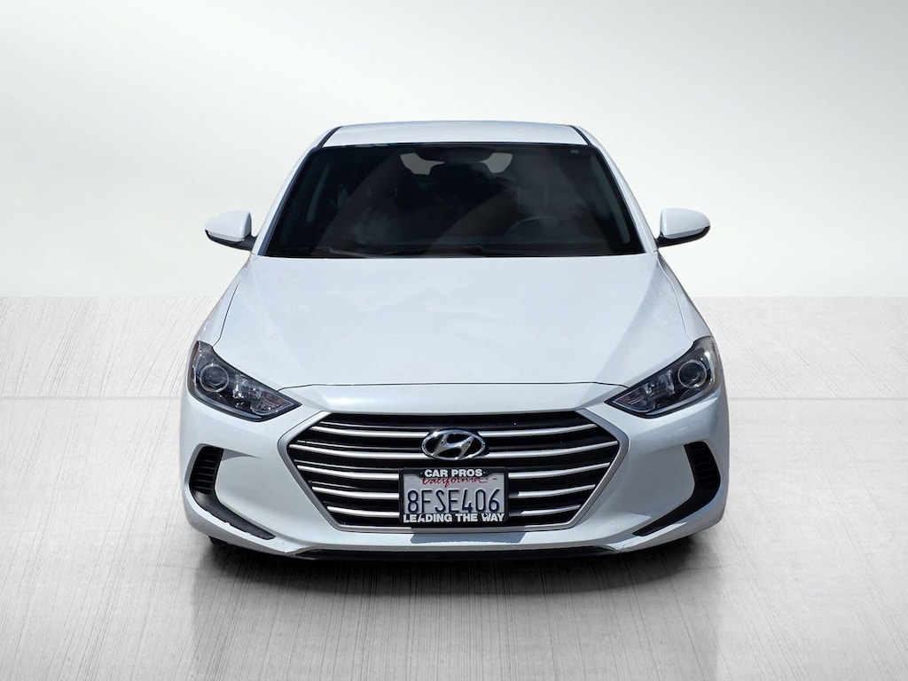 Used 2018 Hyundai Elantra SE Sedan