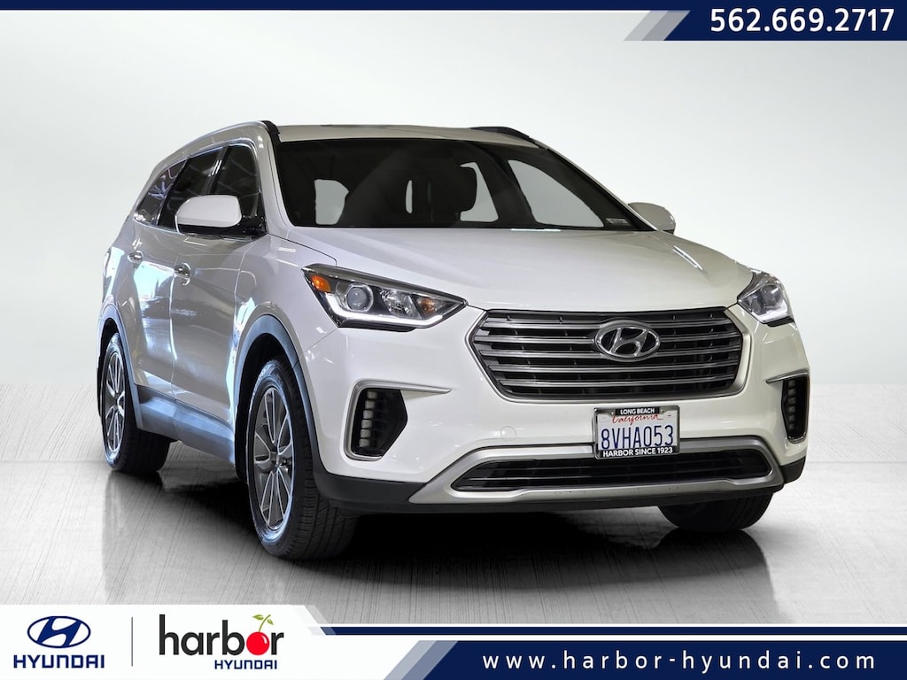 Used 2017 Hyundai Santa Fe SE SUV
