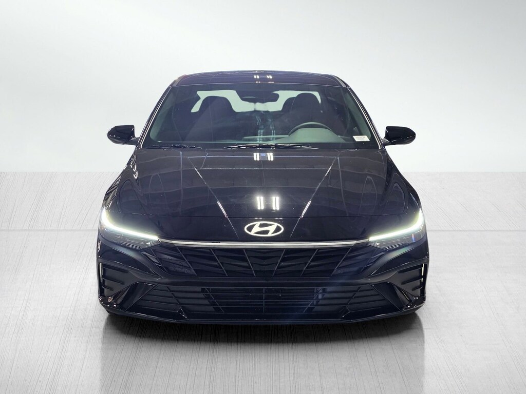 New 2026 Hyundai Elantra Hybrid SEL Sport 4dr Car