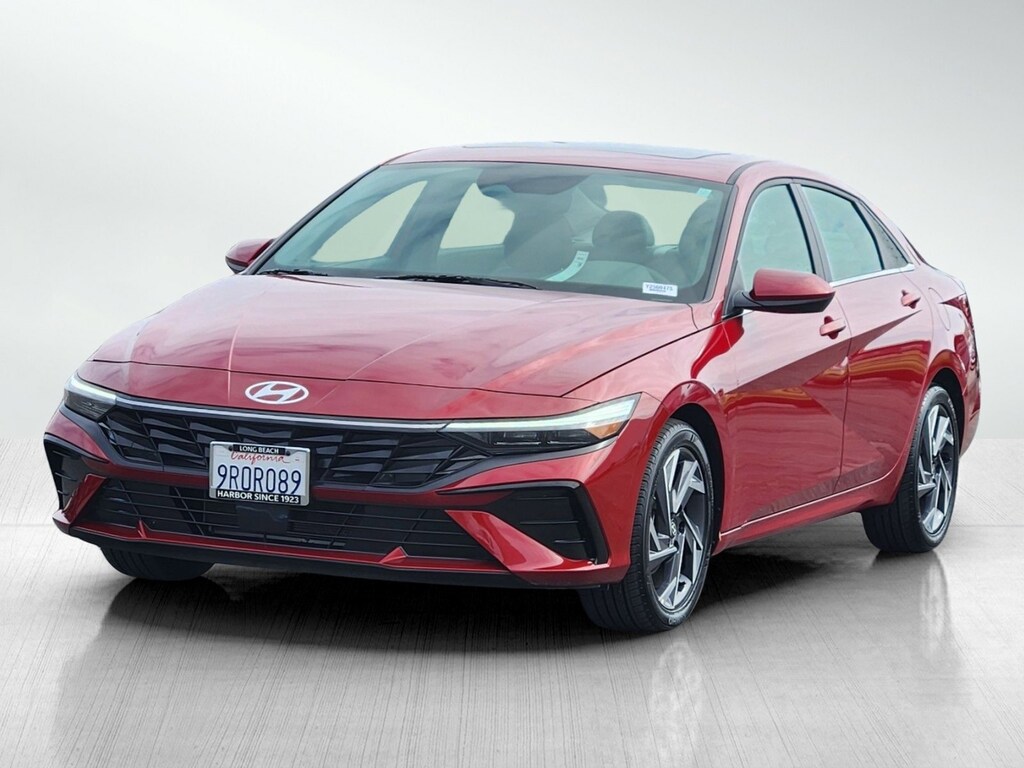 Certified 2025 Hyundai Elantra SEL Convenience Sedan
