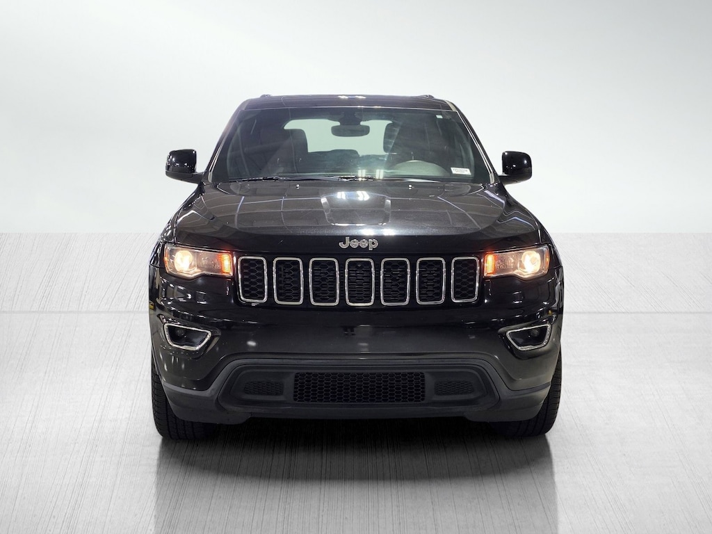 Used 2017 Jeep Grand Cherokee Laredo 4x4 SUV