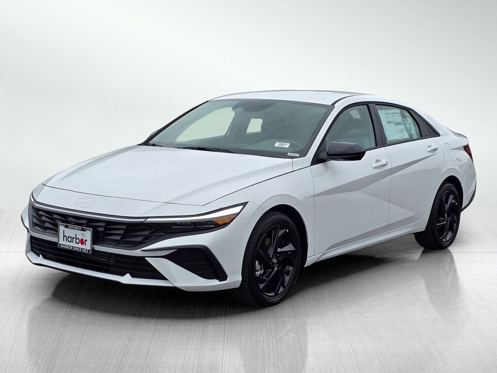 New 2026 Hyundai Elantra SEL Sport 4dr Car