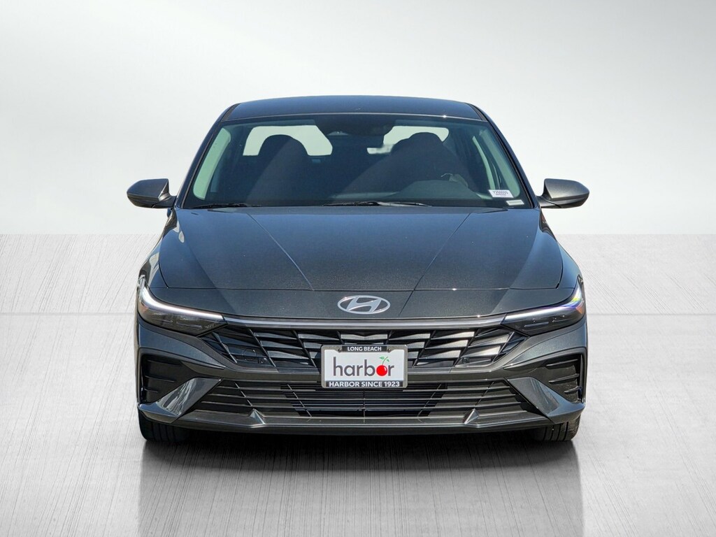 New 2026 Hyundai Elantra SE 4dr Car
