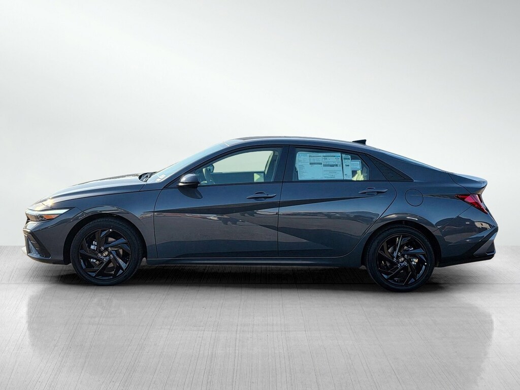 New 2026 Hyundai Elantra HEV SEL Sport 4dr Car