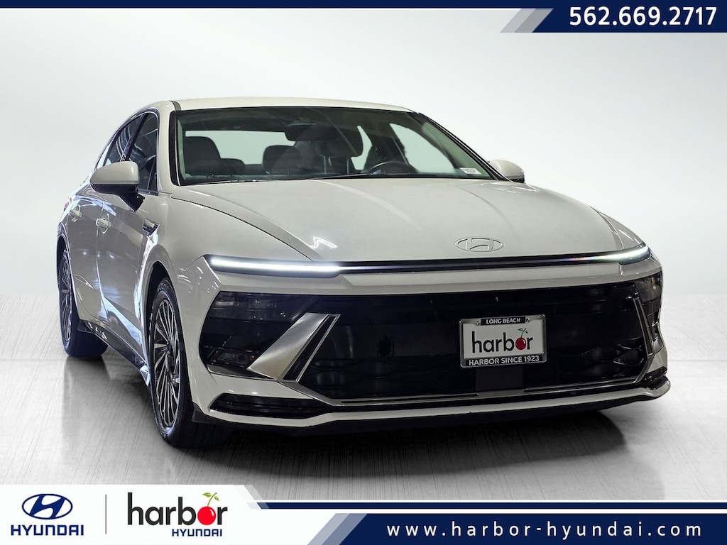 Used 2025 Hyundai Sonata Hybrid SEL Sedan