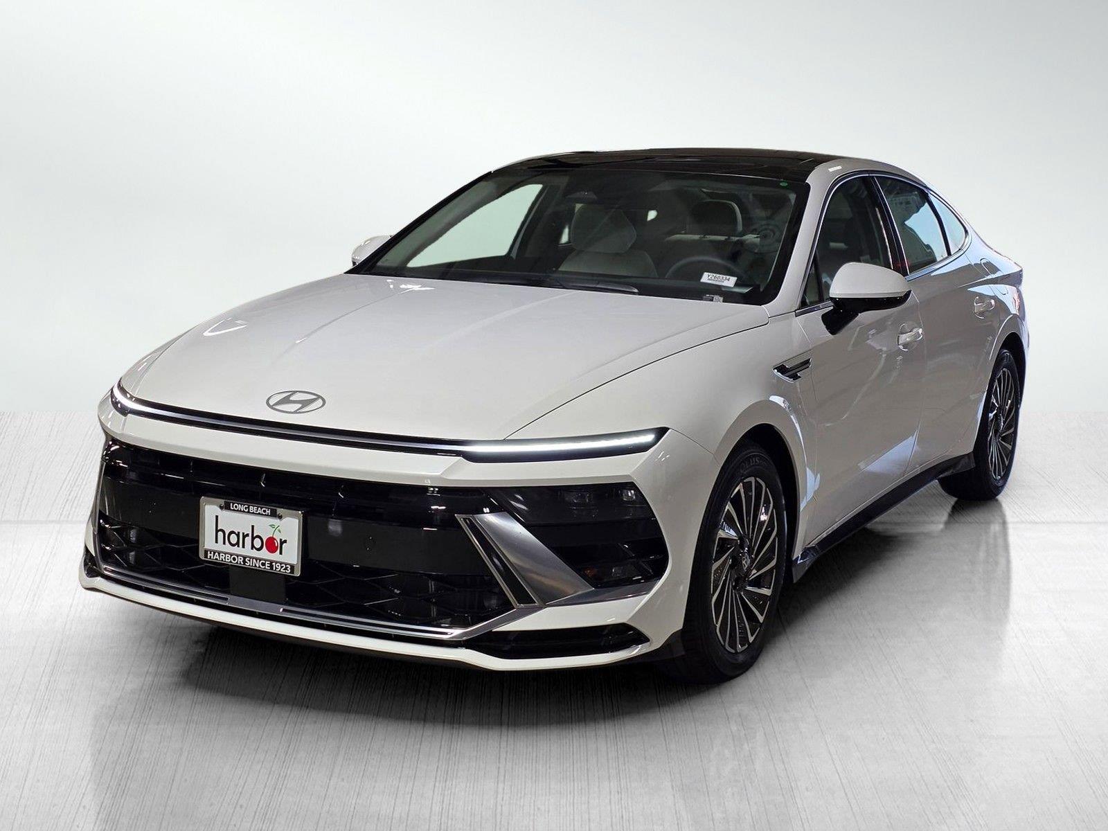 New 2026 Hyundai Sonata Hybrid SEL Sedan