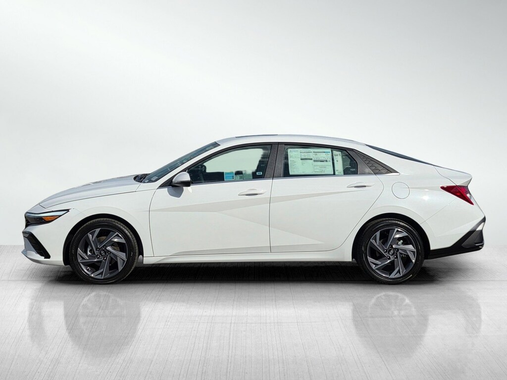 New 2025 Hyundai Elantra Hybrid Limited 4dr Car