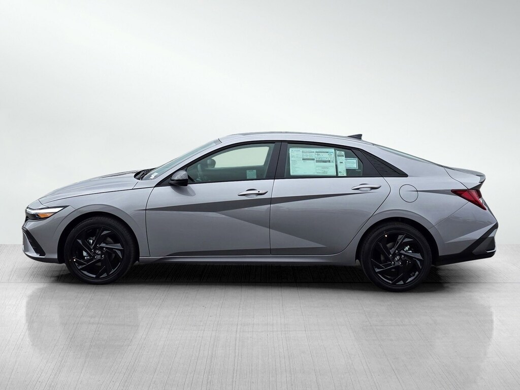 New 2026 Hyundai Elantra HEV SEL Sport 4dr Car