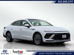 2026 Hyundai Sonata Hybrid SEL 4dr Car