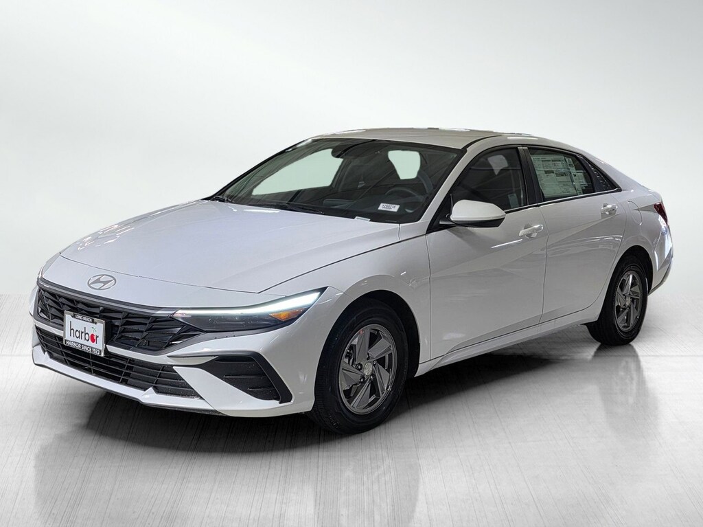New 2026 Hyundai Elantra SE 4dr Car
