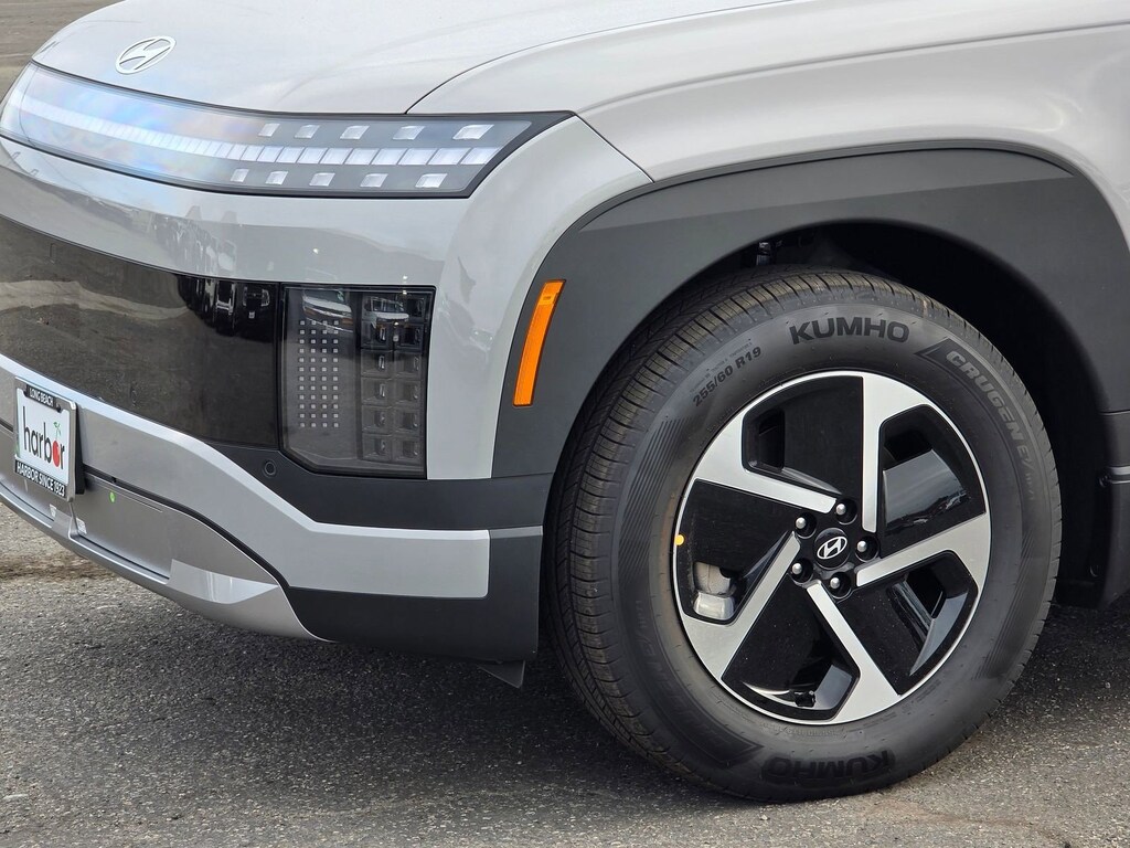 New 2026 Hyundai IONIQ 9 SE Sport Utility