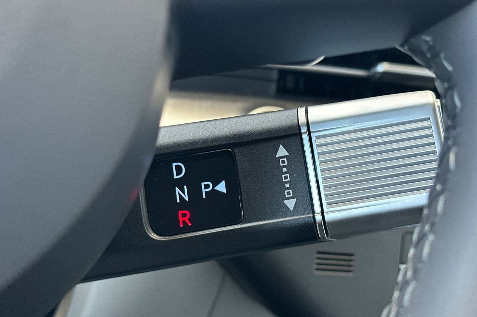 2025 Hyundai Kona EV SEL - Photo 25