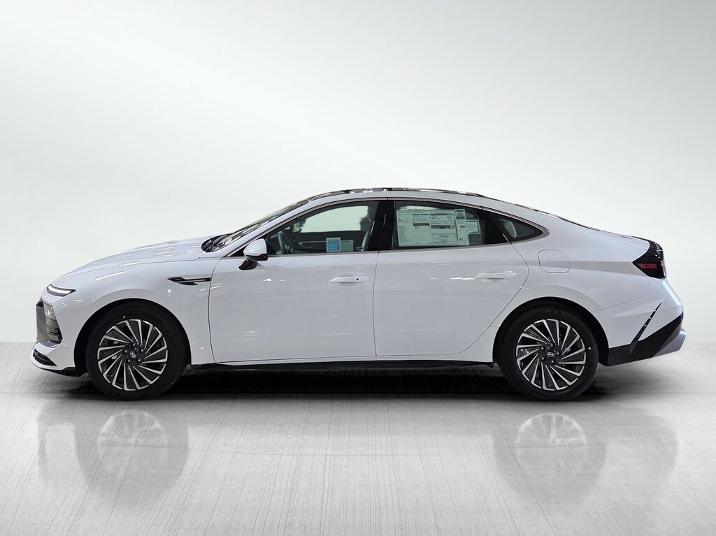 New 2026 Hyundai Sonata Hybrid SEL 4dr Car