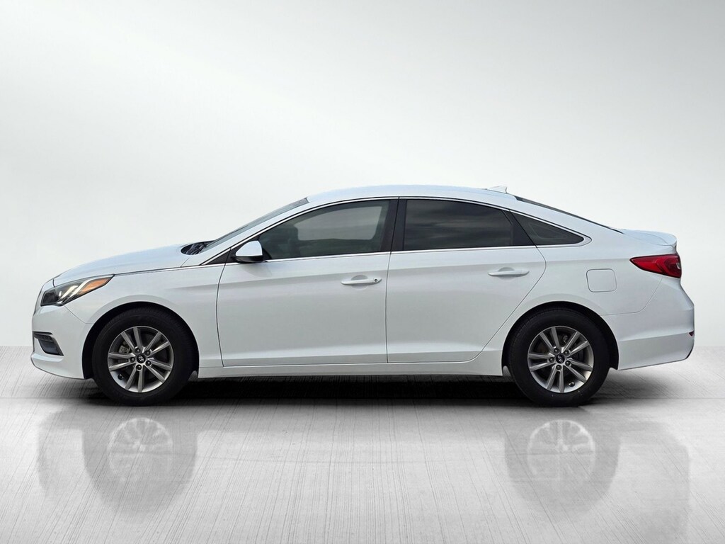 Used 2015 Hyundai Sonata SE Sedan