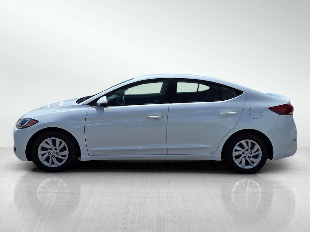Used 2018 Hyundai Elantra SE Sedan