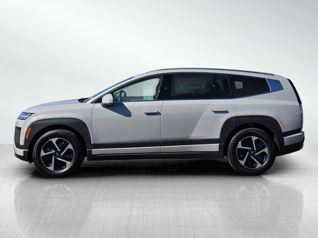 New 2026 Hyundai IONIQ 9 SE Sport Utility