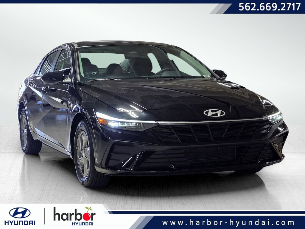 New 2026 Hyundai Elantra SE 4dr Car