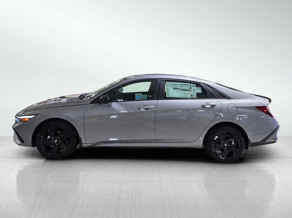 New 2026 Hyundai Elantra SEL Sport 4dr Car