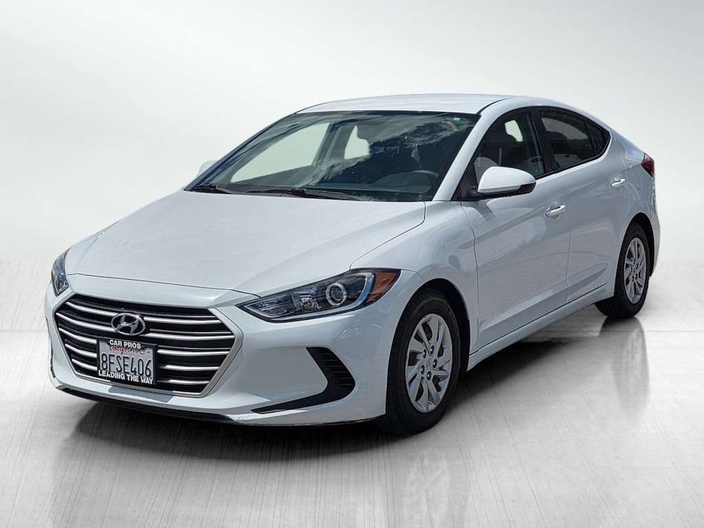 Used 2018 Hyundai Elantra SE Sedan