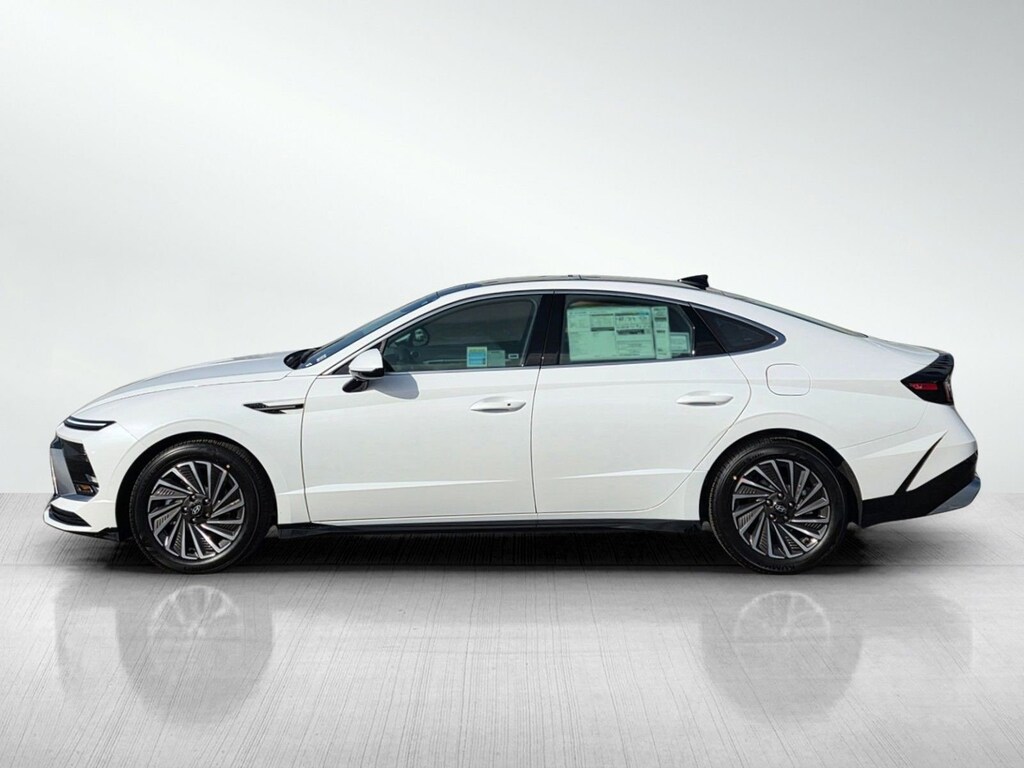New 2026 Hyundai Sonata Hybrid SEL 4dr Car